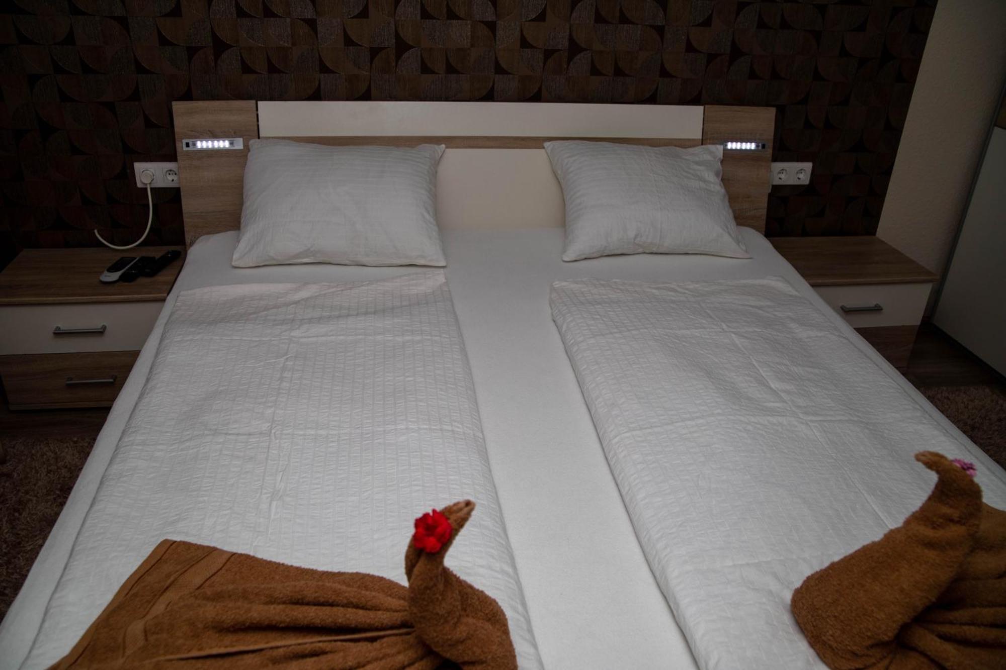 Boroka Vendeghaz Turkeve Hotel Ngoại thất bức ảnh