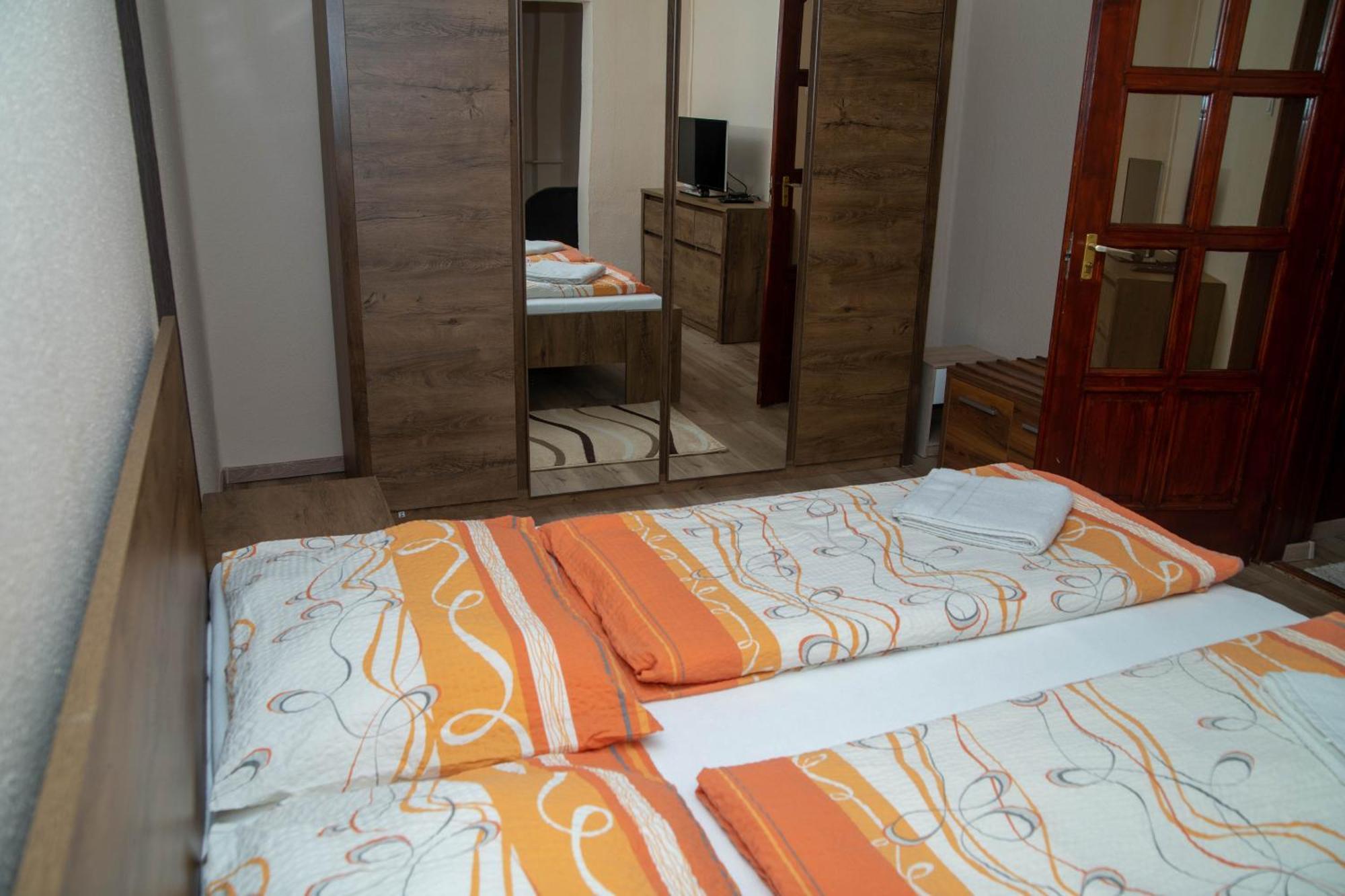 Boroka Vendeghaz Turkeve Hotel Ngoại thất bức ảnh