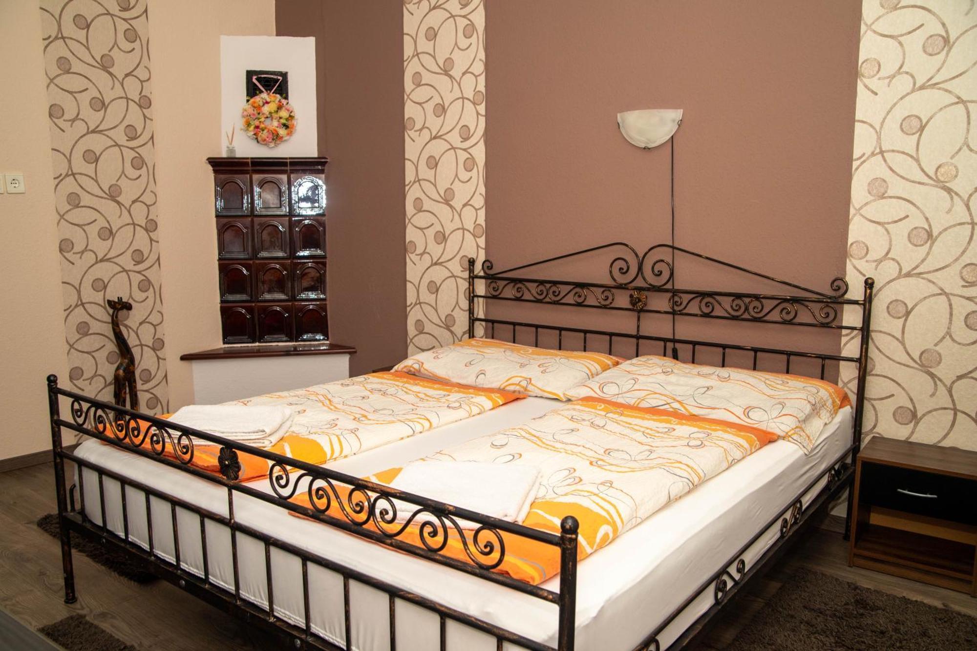 Boroka Vendeghaz Turkeve Hotel Ngoại thất bức ảnh